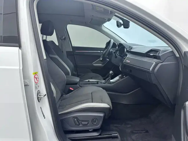 Audi Q3 — Фото автомобиля 11