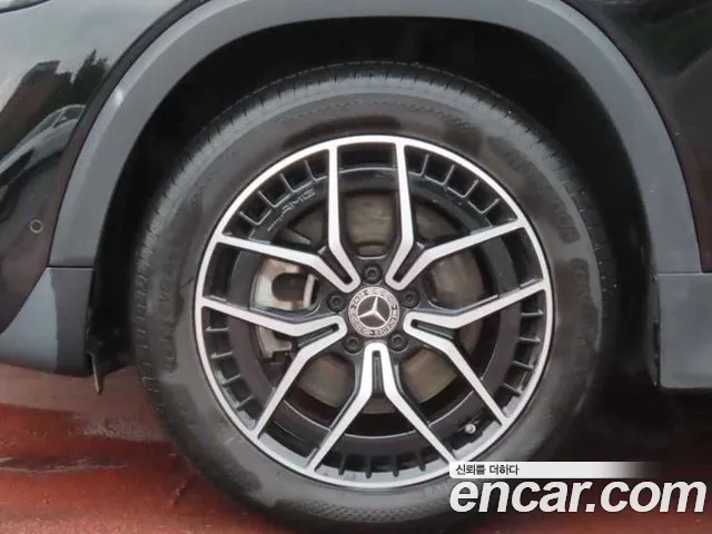 Mercedes-Benz EQB — Фото автомобиля 20