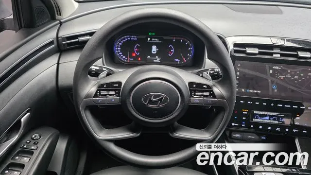 Hyundai Tucson Tucson (NX4) Дизель 2.0 2WD — Фото автомобиля 13