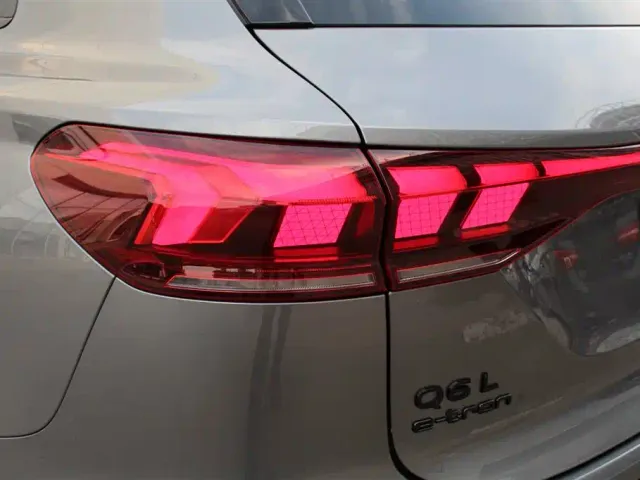 Audi Audi Q6L e-tron 2025 Model Pioneer Edition — Фото автомобиля 11