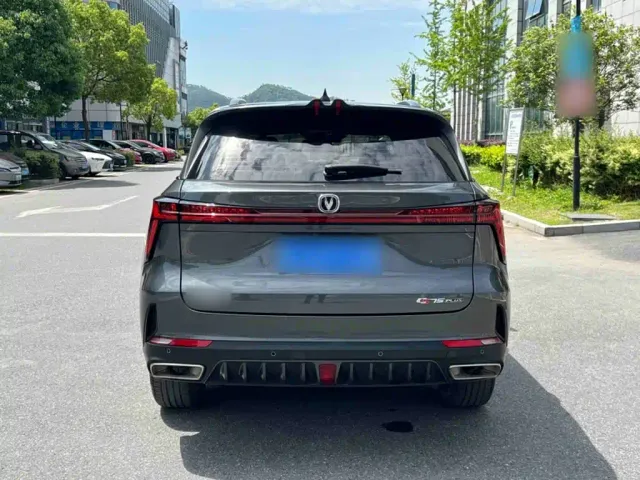 Changan CS75 Plus — Фото автомобиля 10