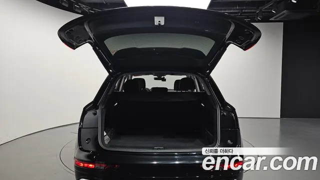 Audi Q5 45 TFSI quattro — Фото автомобиля 20