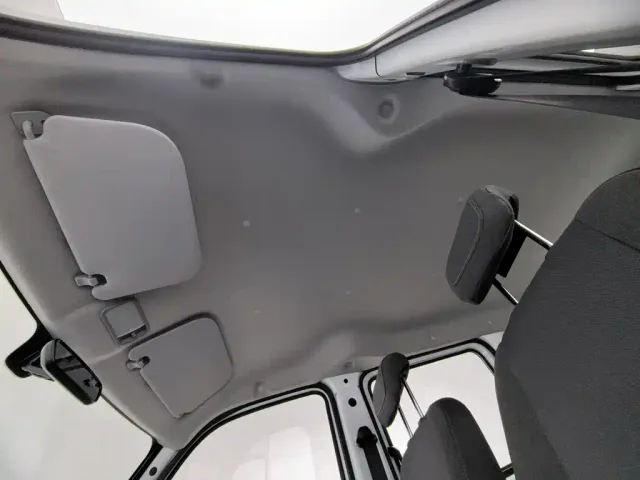 Wuling Zhiguang NEV — Фото автомобиля 14
