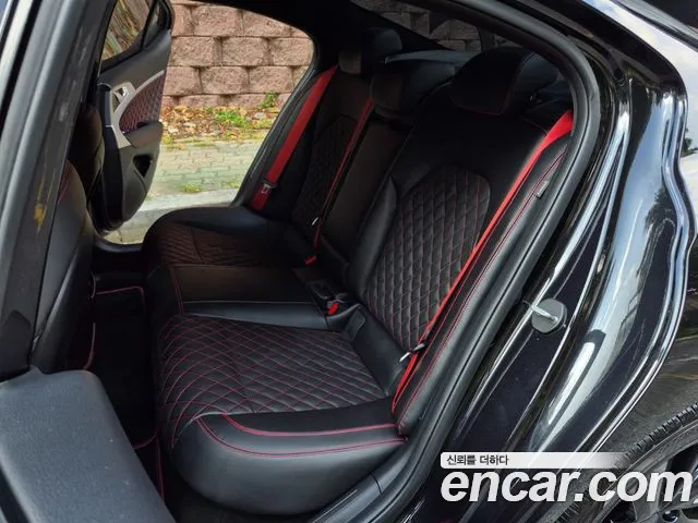 Genesis G70 Новый G70 Бензин 3.3T 2WD — Фото автомобиля 18