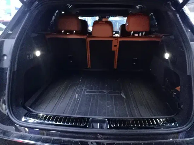 Li Auto L7 — Фото автомобиля 4