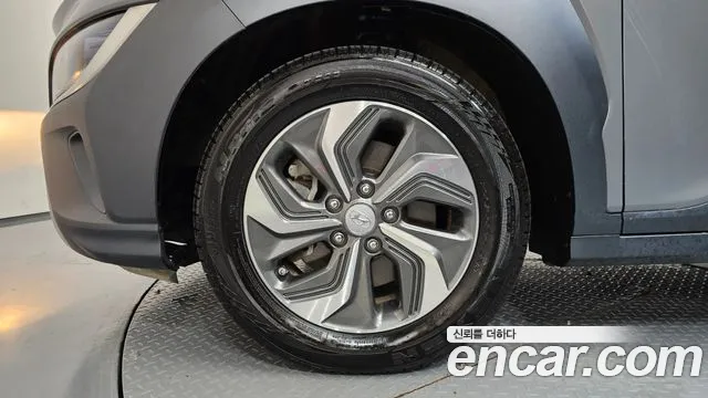 Hyundai Kona The New Hybrid — Фото автомобиля 5