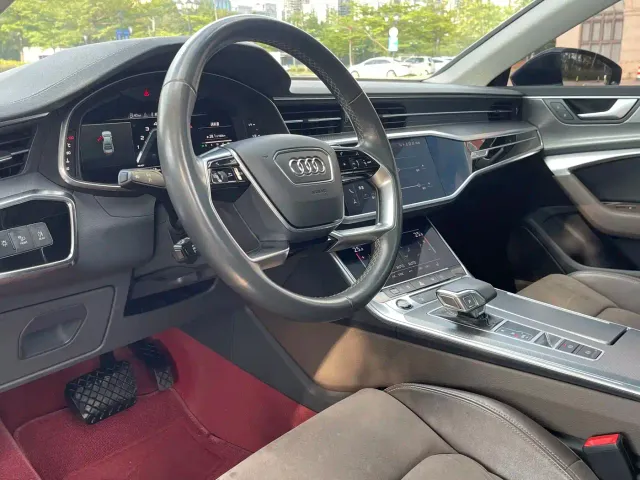 Audi A7L — Фото автомобиля 20