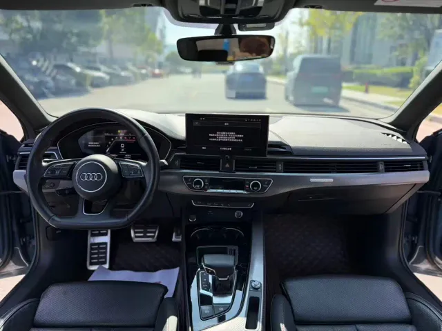 Audi A4L — Фото автомобиля 9