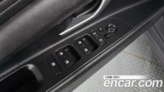 Hyundai AVANTE Новый Avante (CN7) — Фото автомобиля 25