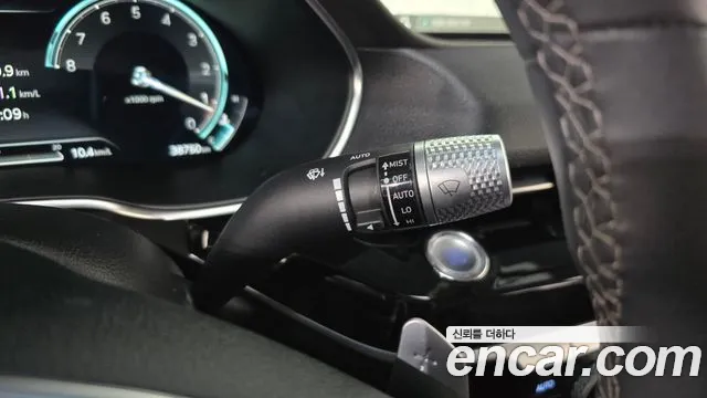 Genesis G80 Бензин 2.5 турбо AWD — Фото автомобиля 18