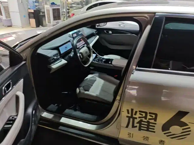 Geely Galaxy Stellar 6 — Фото автомобиля 5