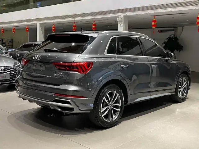 Audi Q3 — Фото автомобиля 4