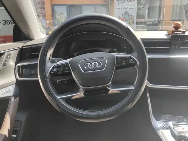 Audi A7L — Фото автомобиля 15