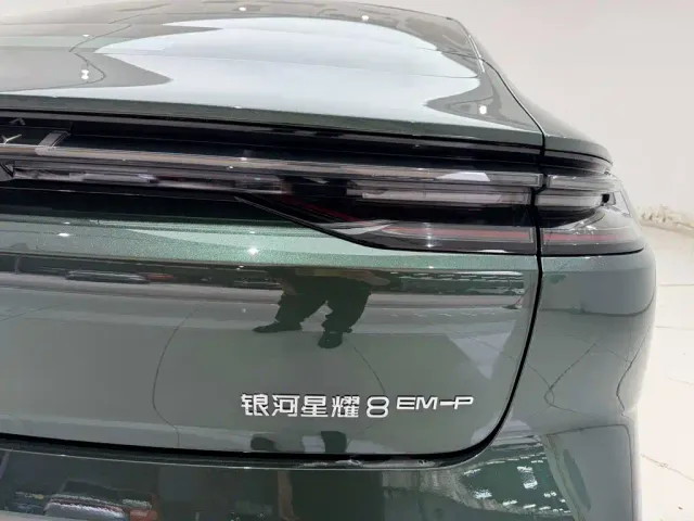 Geely Galaxy Xingyao 8 — Фото автомобиля 10