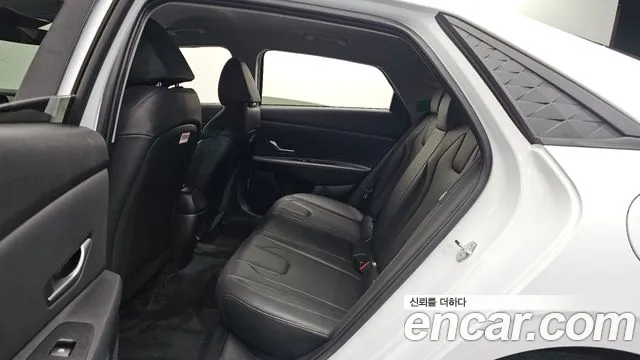 Hyundai Avante — Фото автомобиля 18