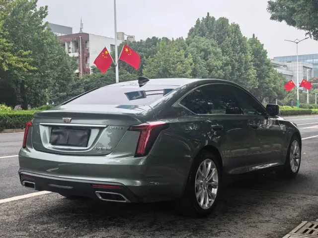 Cadillac CT5 — Фото автомобиля 3