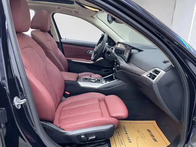 BMW 3 Series — Фото автомобиля 17