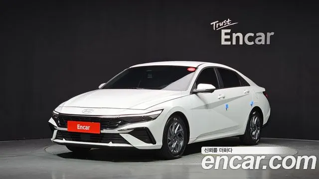 Фотография автомобиля — Hyundai Avante CN7