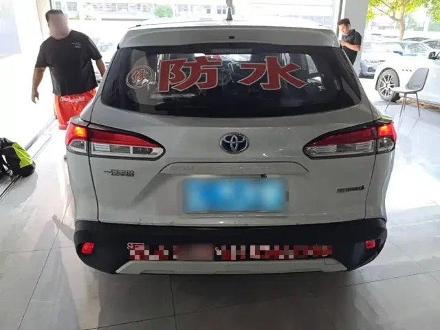 Toyota Corolla Cross — Фото автомобиля 5