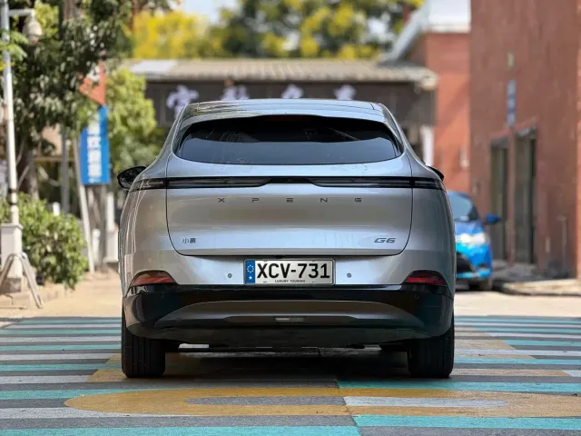 Xpeng G6 — Фото автомобиля 3