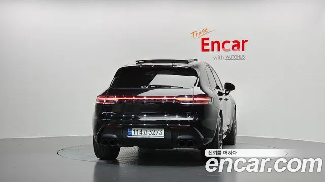 Porsche Macan — Фото автомобиля 4