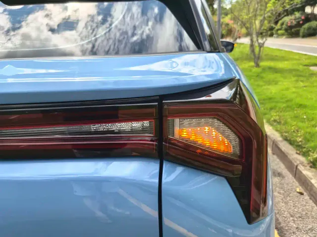 Geely Geometry E Firefly — Фото автомобиля 16