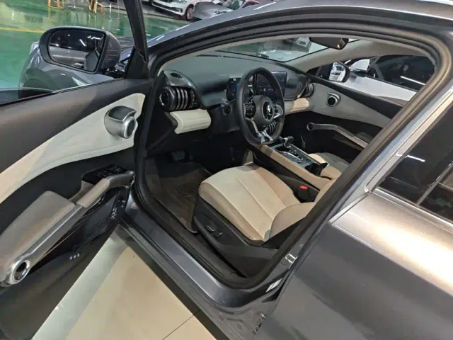 BYD Yuan PLUS — Фото автомобиля 15