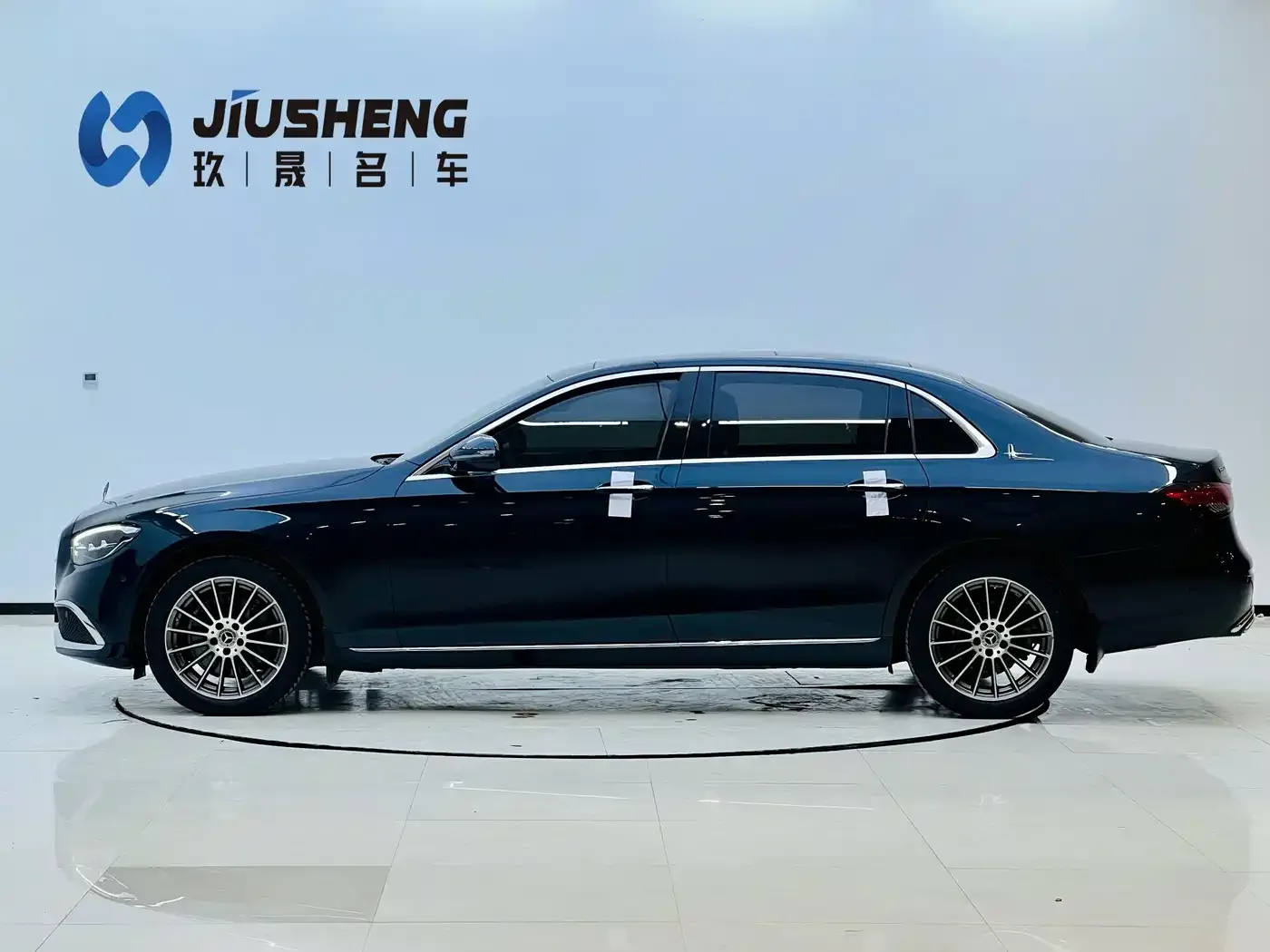 Mercedes-Benz Mercedes-Benz E-Class 2023 E 260 L — Фото автомобиля 5