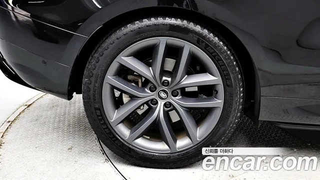 Land Rover Range Rover Sport Generation 3 — Фото автомобиля 8