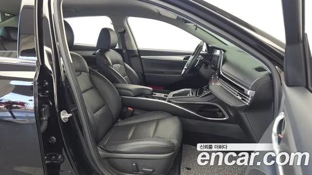 Hyundai Grandeur New — Фото автомобиля 17