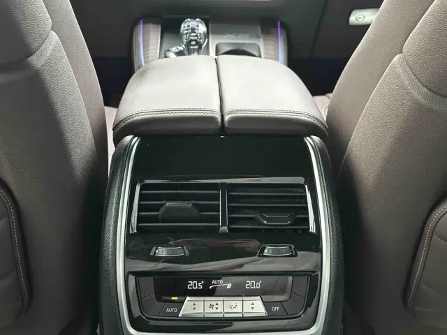BMW X5 — Фото автомобиля 11
