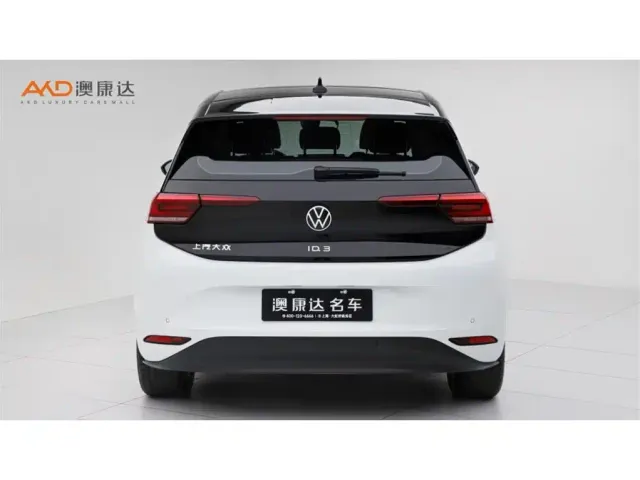Volkswagen ID.3 — Фото автомобиля 4