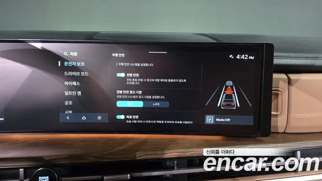 Hyundai Santa Fe MX5 — Фото автомобиля 23