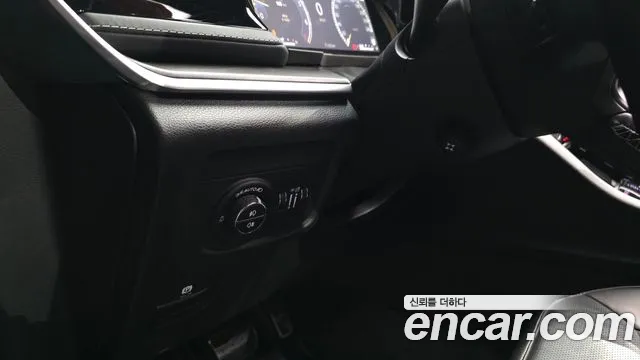 Jeep Cherokee WL — Фото автомобиля 30