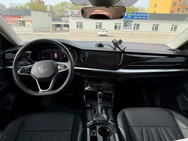 Volkswagen Passat — Фото автомобиля 5