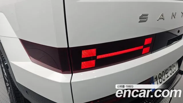 Hyundai Santa Fe MX5 — Фото автомобиля 23