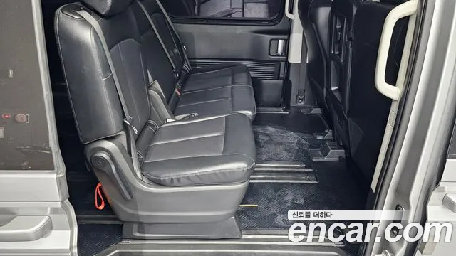 Hyundai Staria — Фото автомобиля 11