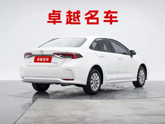 Toyota Corolla — Фото автомобиля 2