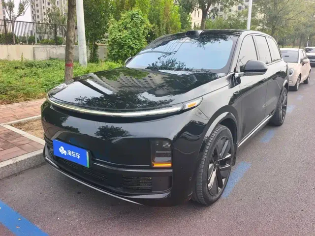 Фотография автомобиля — Li Auto L9