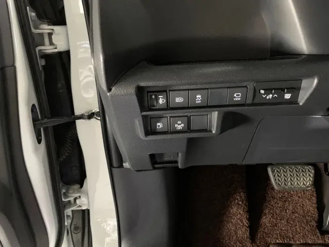 Toyota Sienna — Фото автомобиля 9