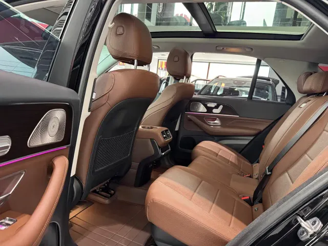 Mercedes-Benz GLE-Class — Фото автомобиля 16