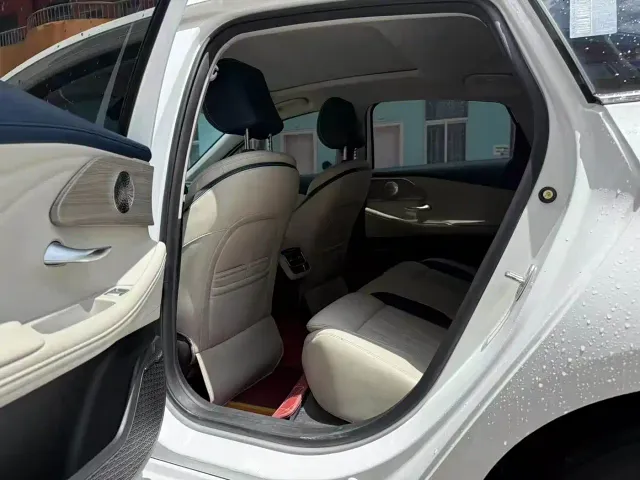 Chery Arrizo 8 2023 1.6T DCT Elegance — Фото автомобиля 6