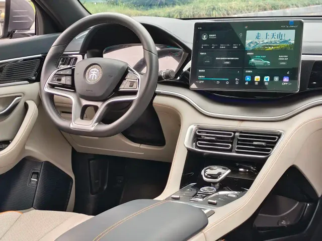 BYD Song PLUS — Фото автомобиля 12