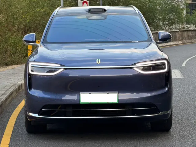 Aito M7 — Фото автомобиля 7