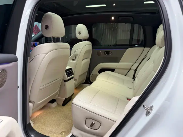 Li Auto i6 — Фото автомобиля 24