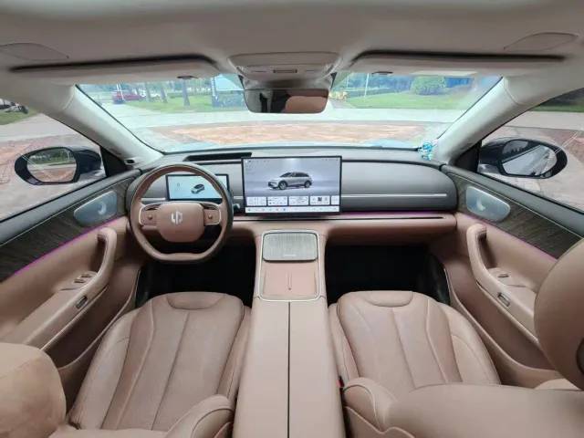 Leapmotor C11 — Фото автомобиля 9