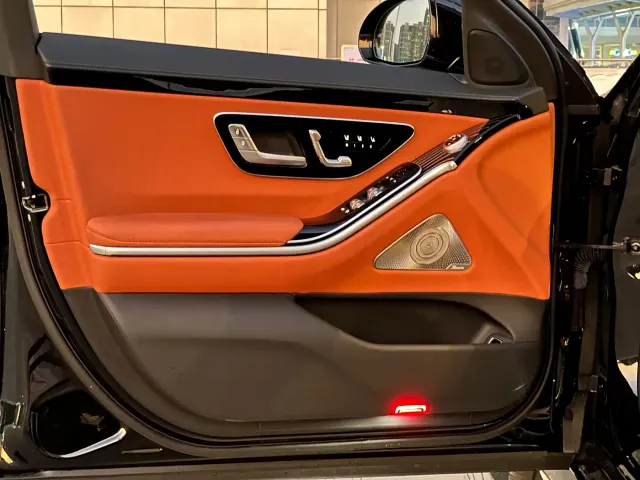Mercedes-Benz S-Class — Фото автомобиля 13
