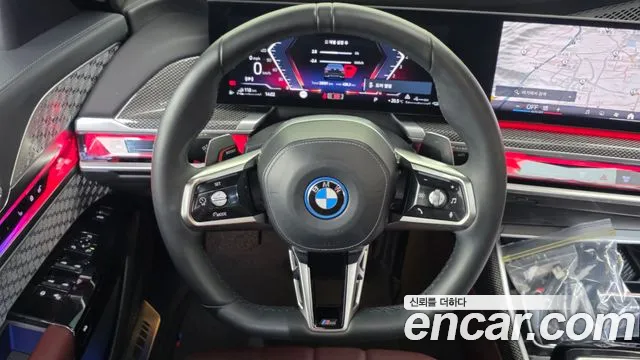 BMW 7 Series G70 — Фото автомобиля 13