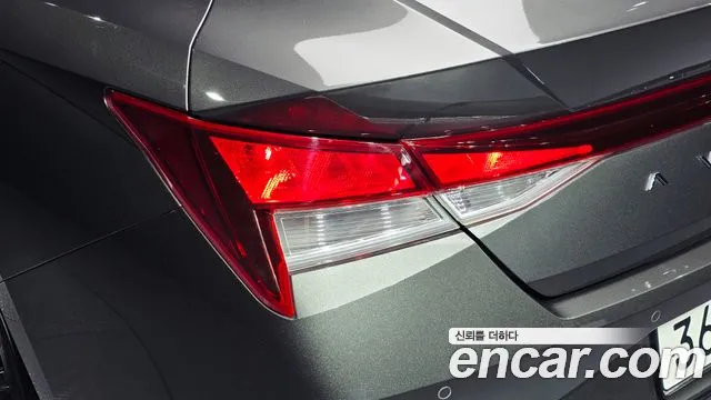 Hyundai Avante CN7 — Фото автомобиля 8