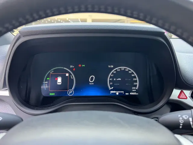 Toyota Granvia — Фото автомобиля 11